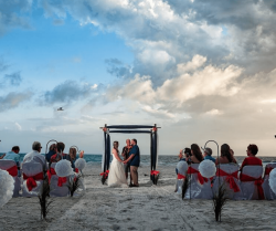 beach wedding couple 
