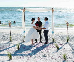 wedding couple beach